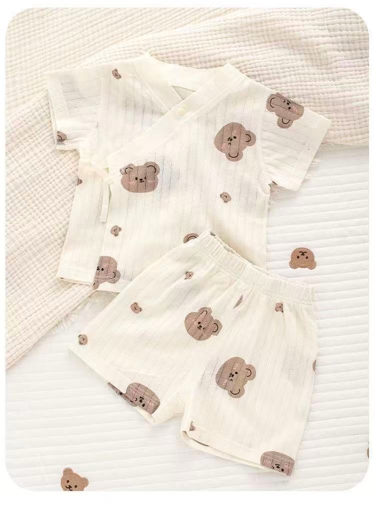 100% Organic Cotton Short Sleeve  Allover Bear Print Baby Two Piece Set